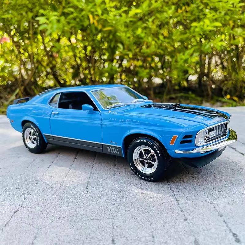 Ford Mustang Mach 1 1970 1:18