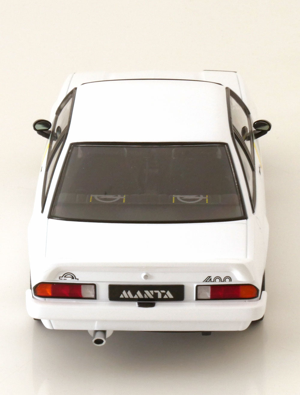 Opel Manta 400 1982 1:18