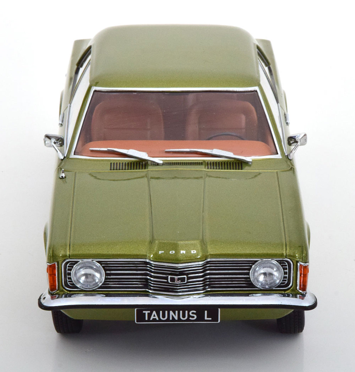 Ford Taunus Limousine 1971 1:18