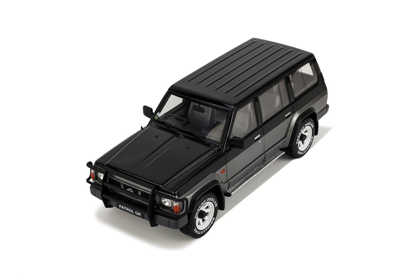 Nissan Patrol GR Y60 1992 1:18