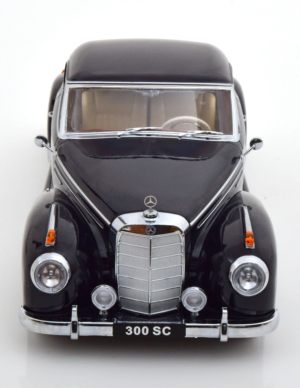 Mercedes 300 SC W188 Coupe 1:18