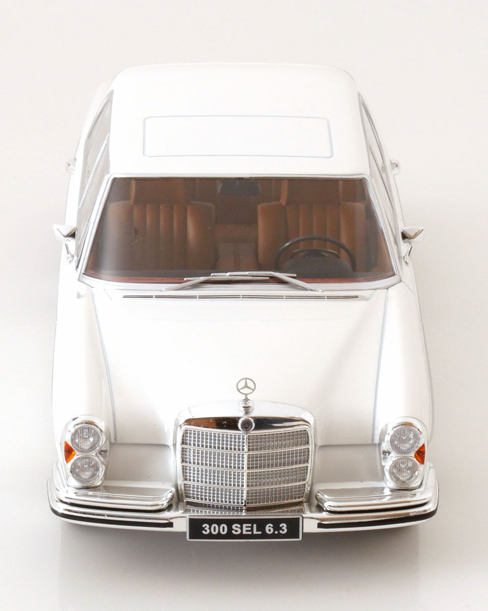 Mercedes 300 SEL 6.3 W109 1967-1972 1:18