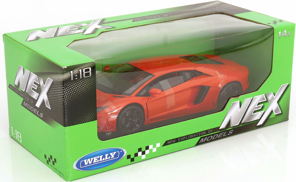 Lamborghini Aventador LP700-4 1:18