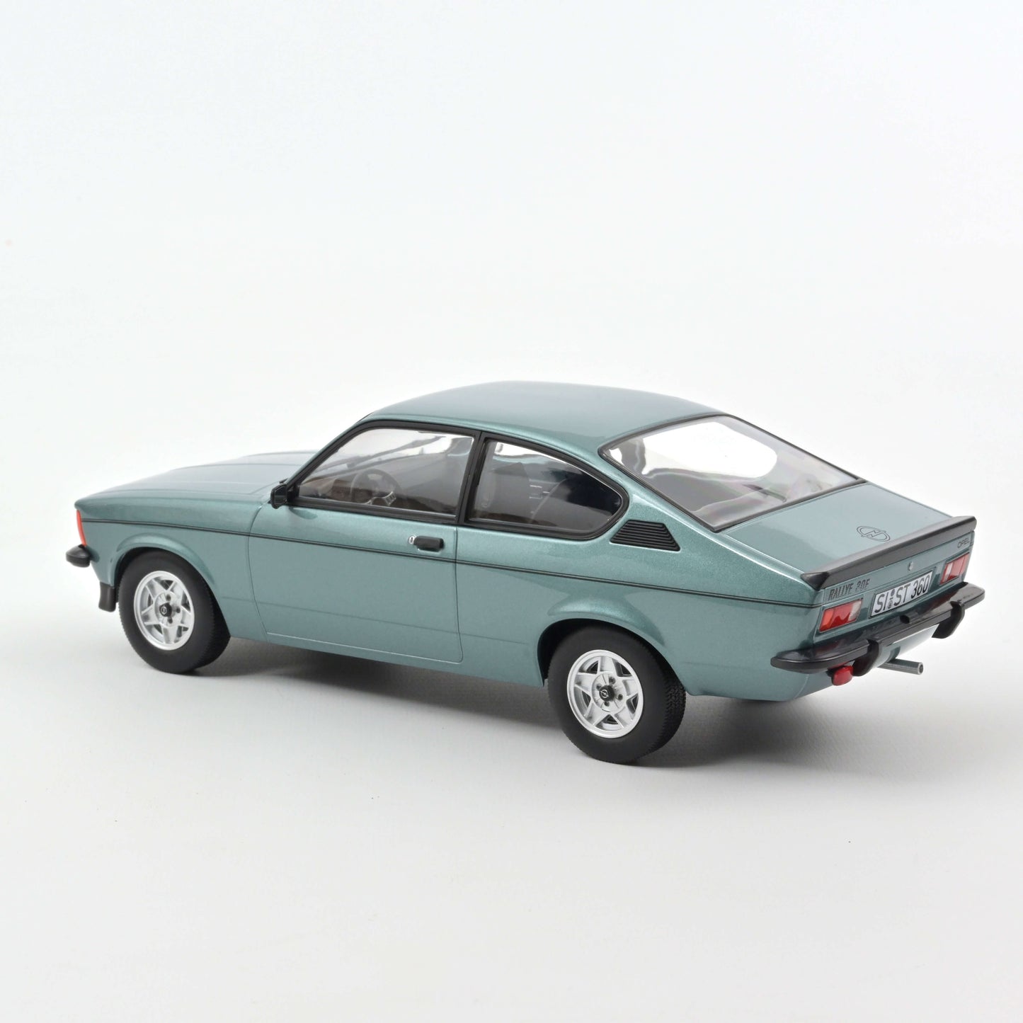 Opel Kadett Rallye Winterfest 1978 1:18