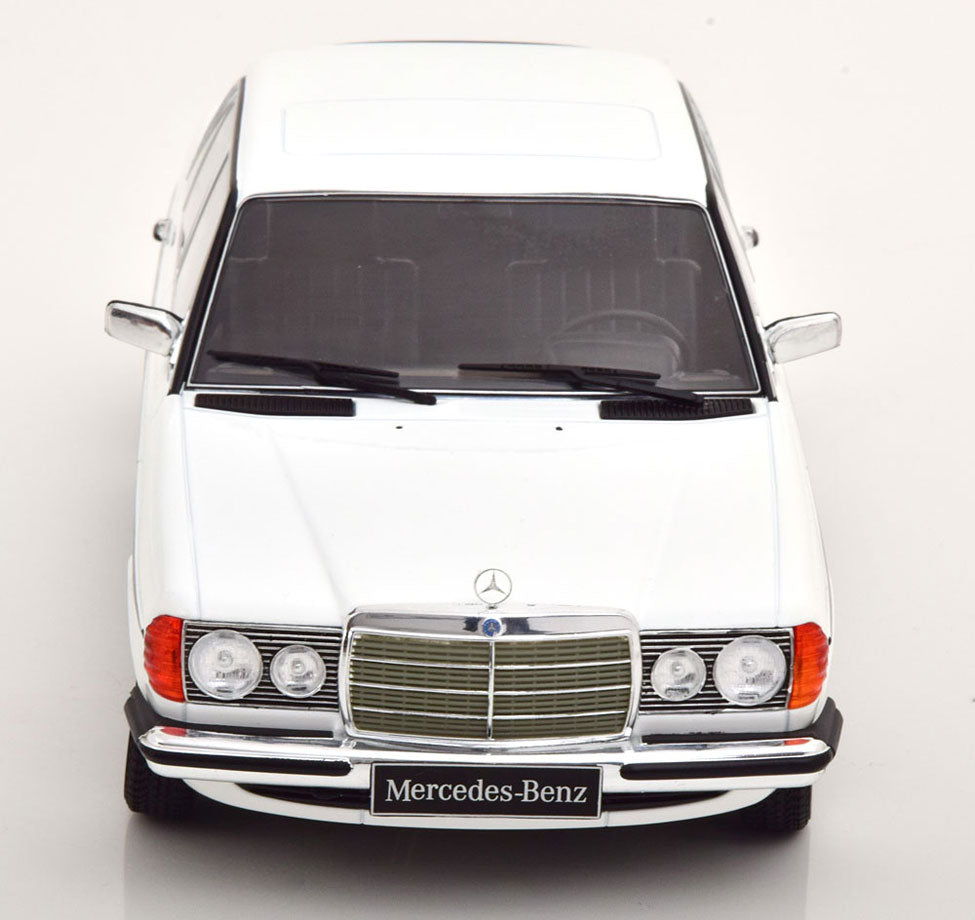 Mercedes 230E W123 1975 1:18
