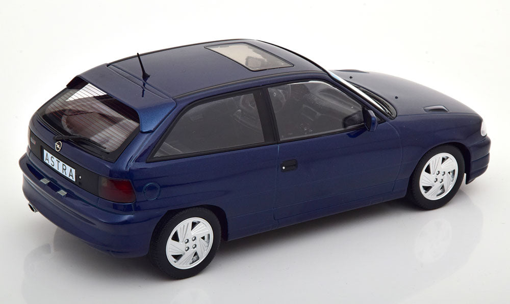 Opel Astra F GSi 1992 1:18