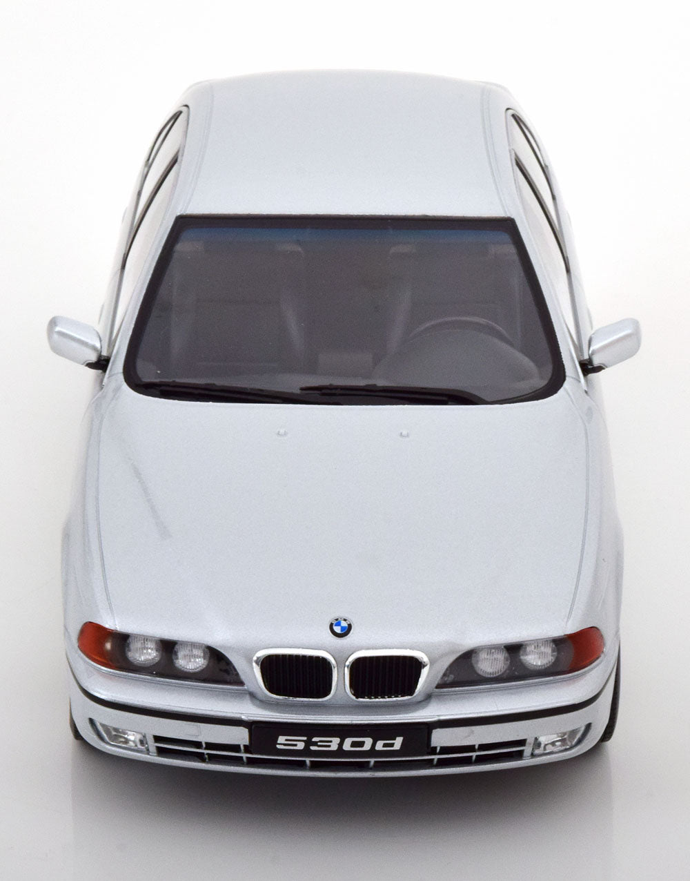 BMW 530d E39 Limousine 1995 1:18