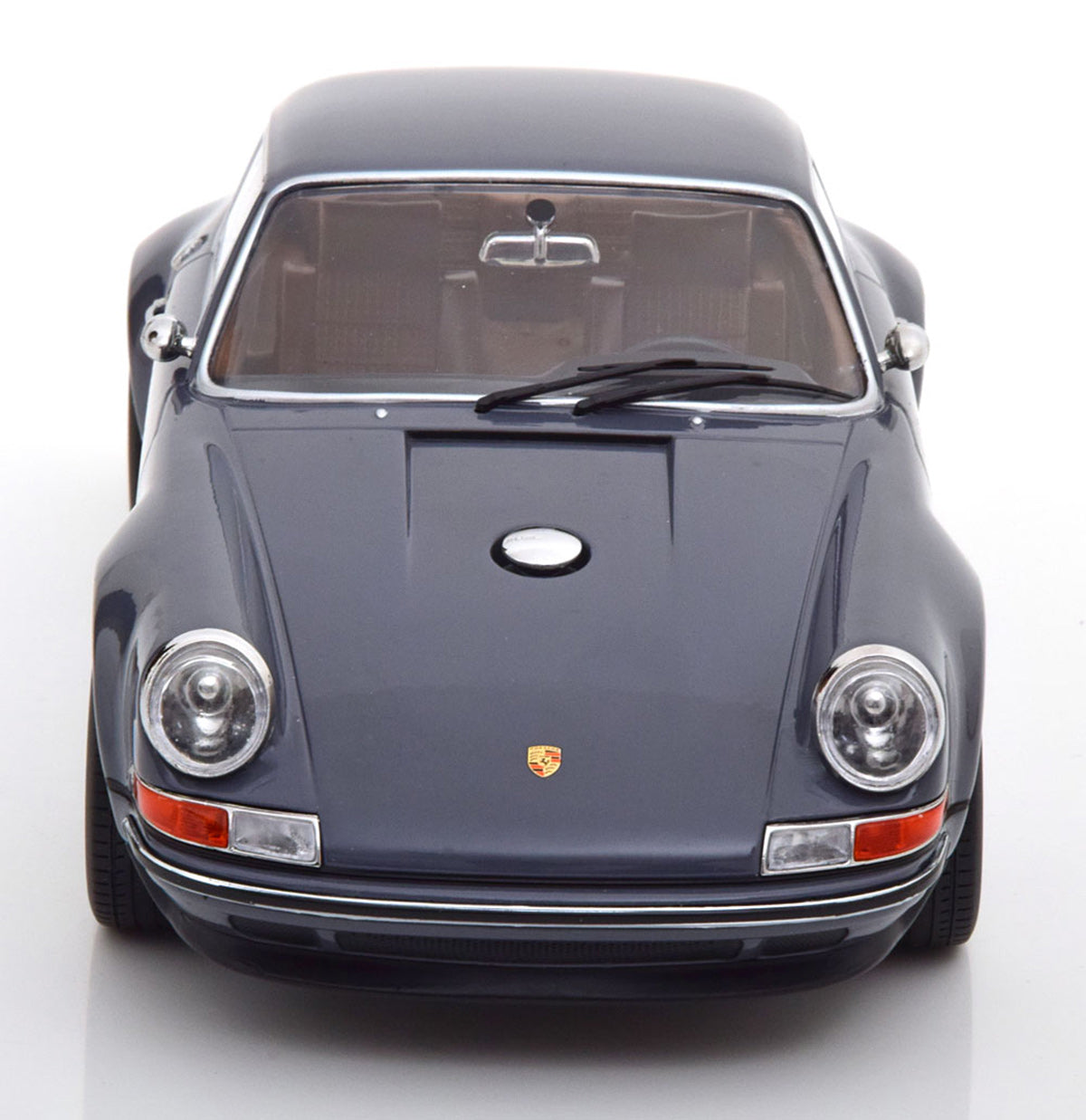 Porsche Singer 911 1:18
