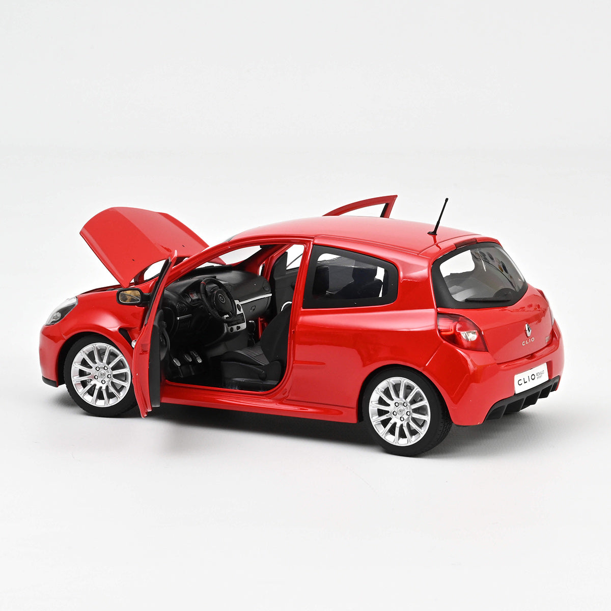Renault Clio RS 2006 1:18