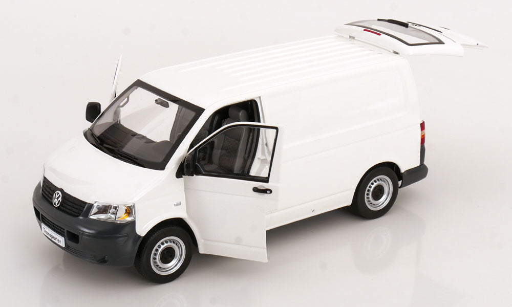Volkswagen VW T5 Transporter 2003 1:18