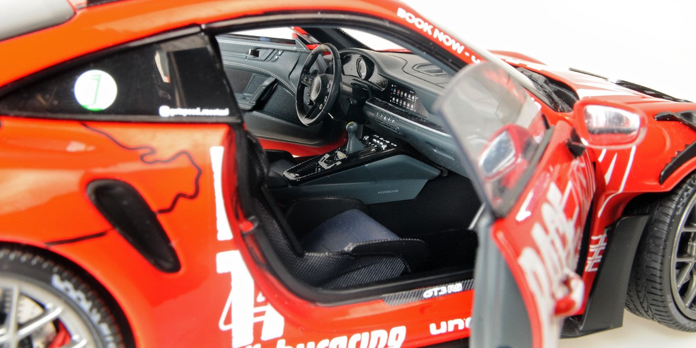 PORSCHE 911 (992) GT3RS 2024 1:18