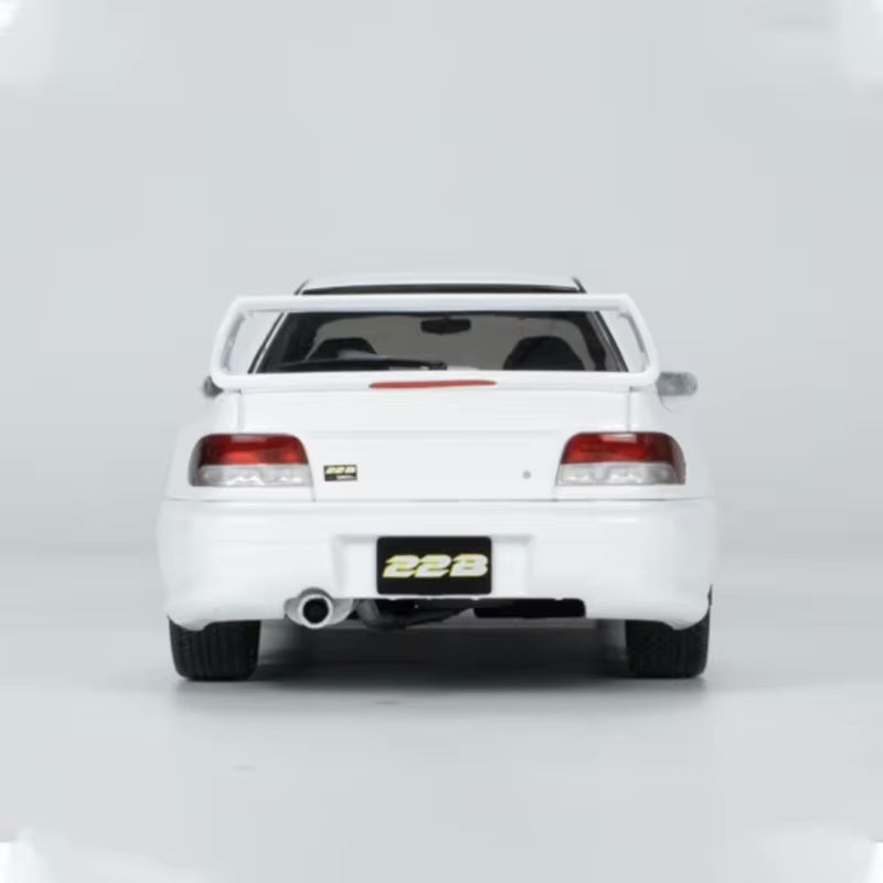 Subaru Impreza 22B 1:18