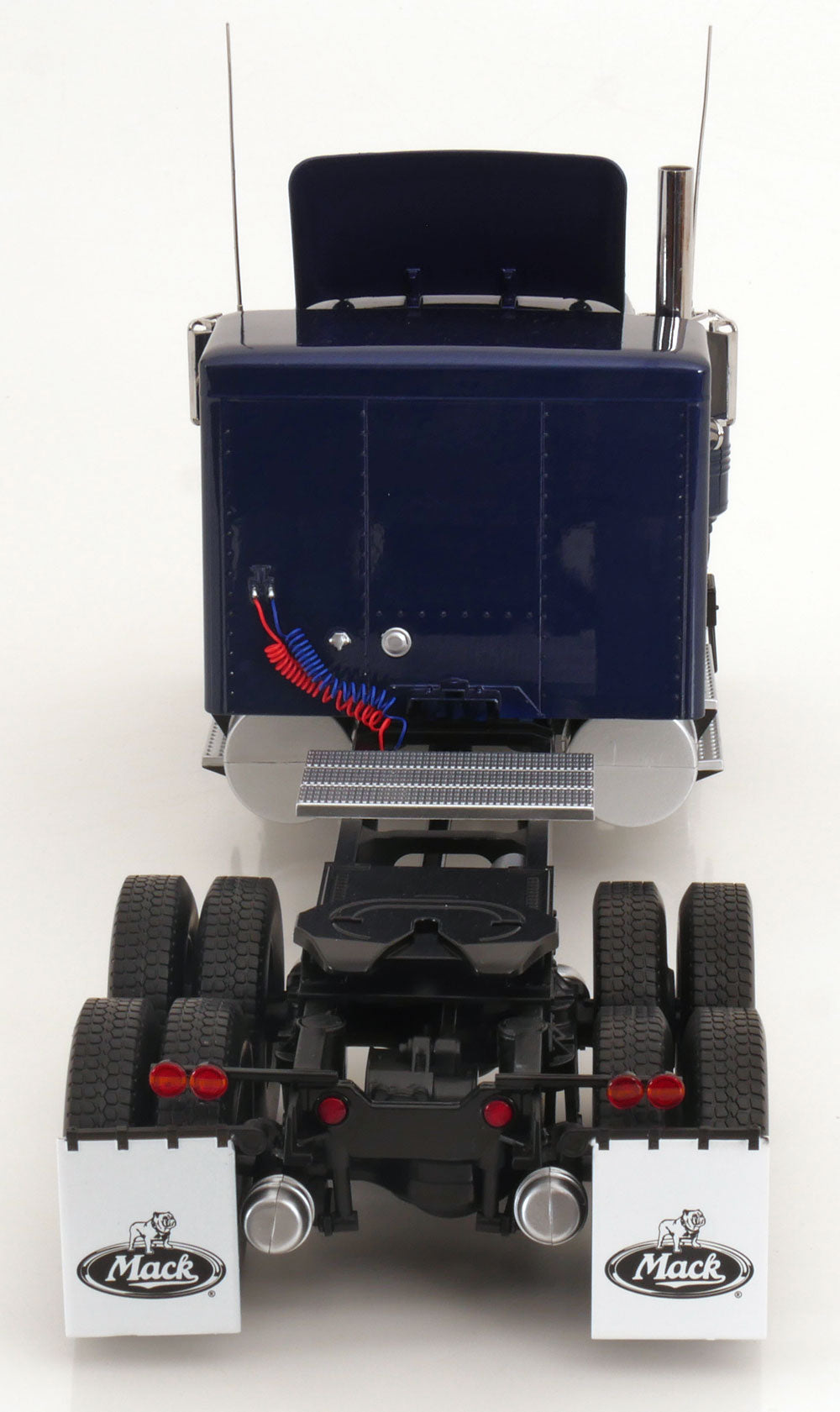 Mack RL700L 1974 1:18