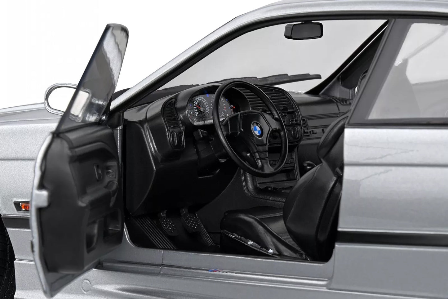 BMW M3 E36 COUPE 1990 1:18