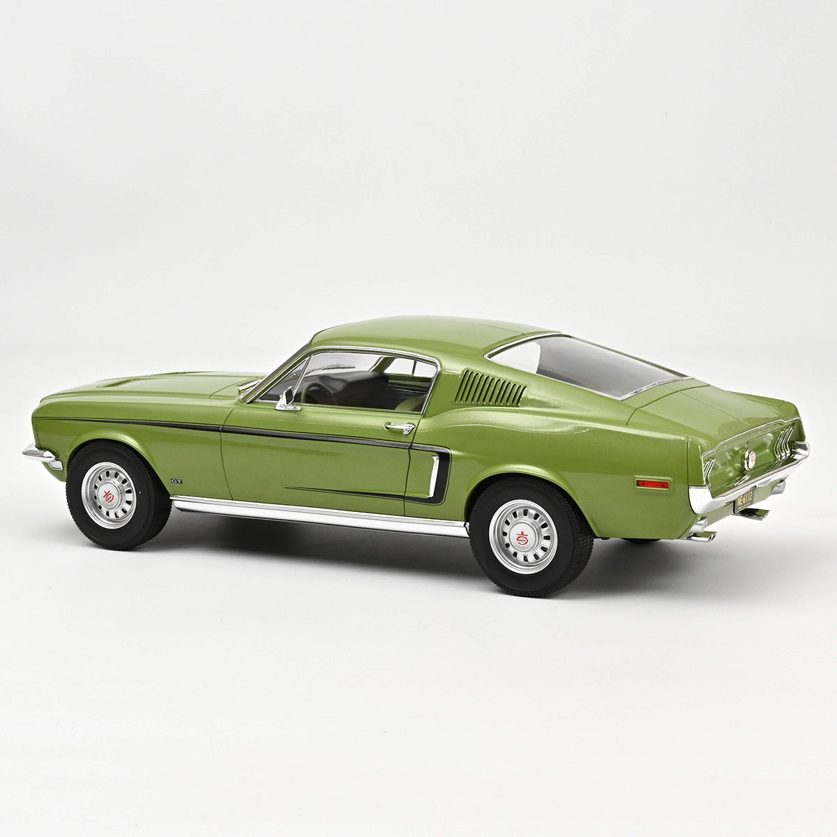 Ford Mustang Fastback GT 1968 1:12