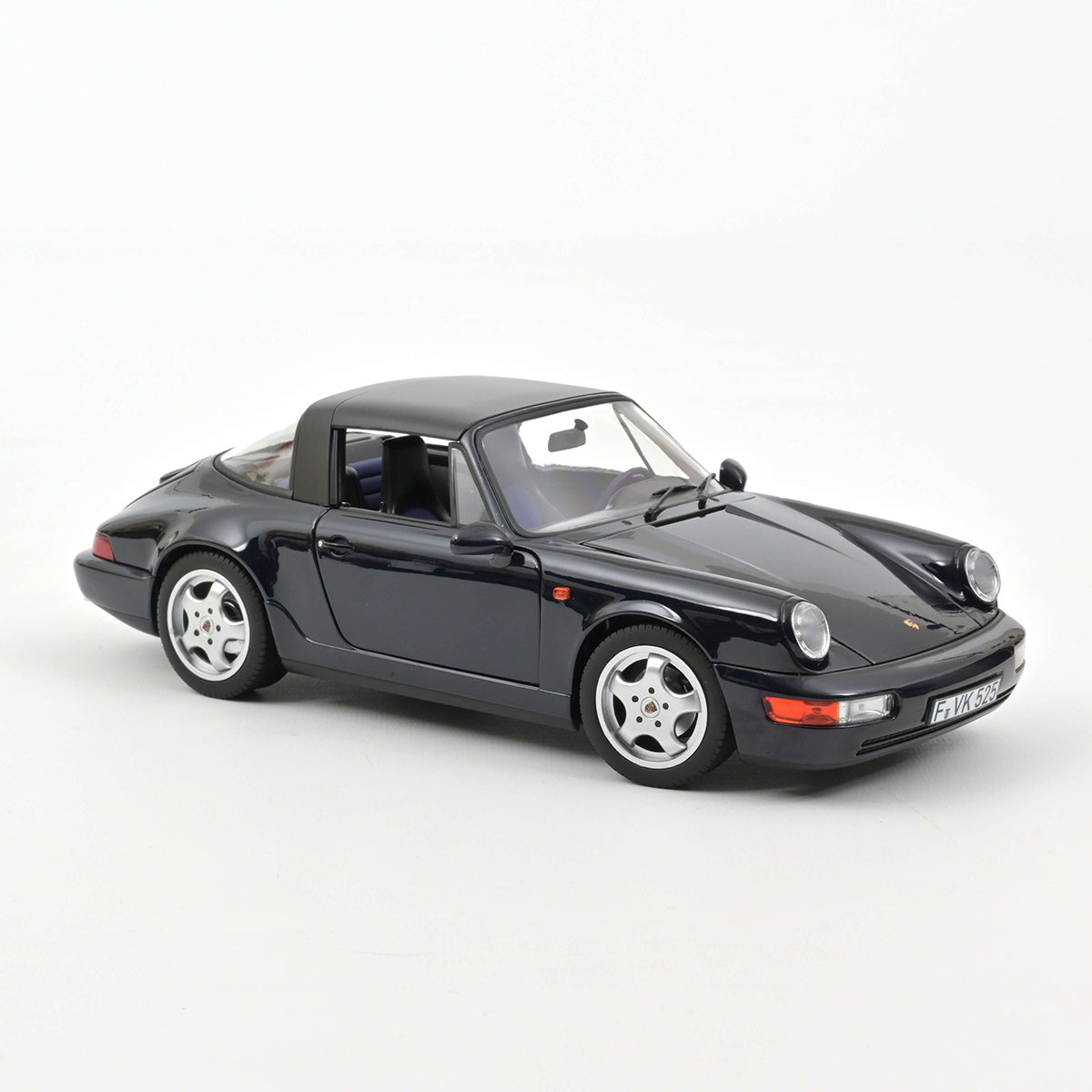 Porsche 911 Carrera 4 Targa 1991 1:18
