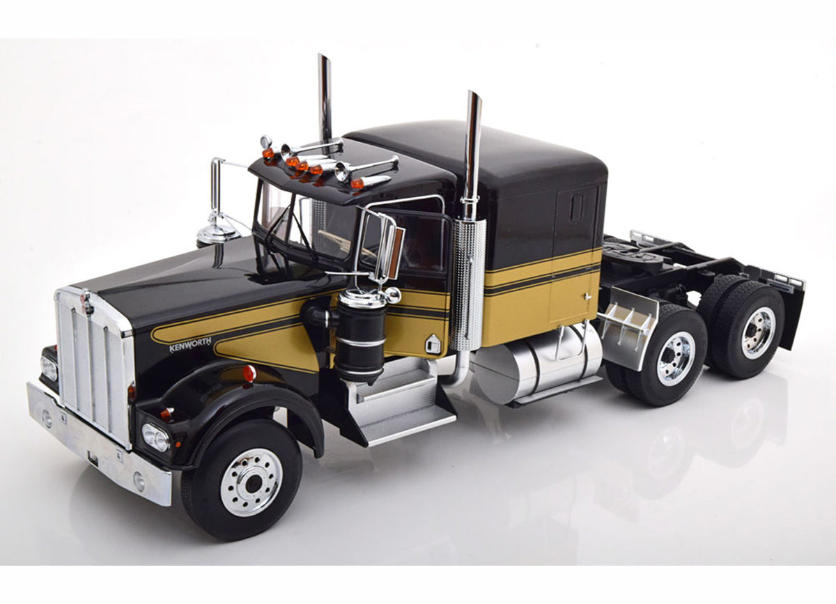 Kenworth W900 1:18