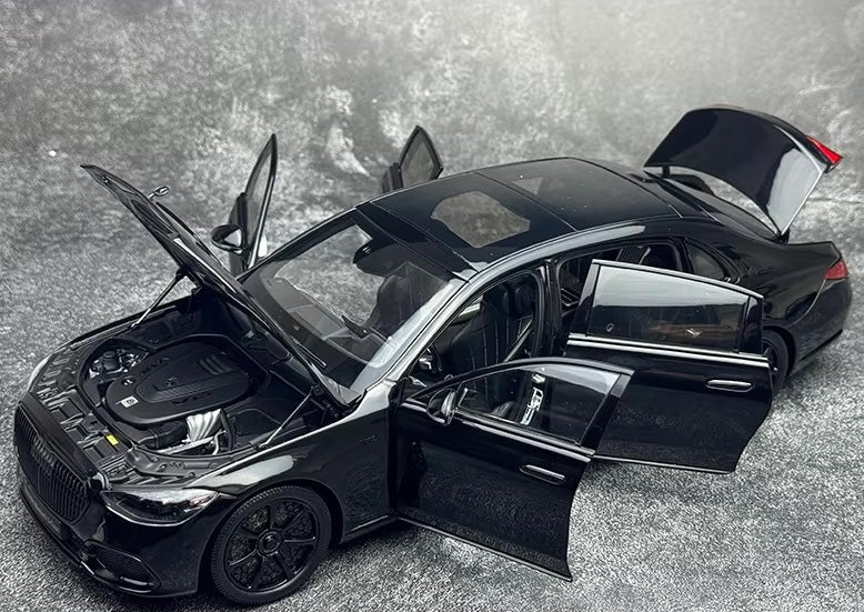 Mercedes-Benz Maybach S-Class S680 1:18