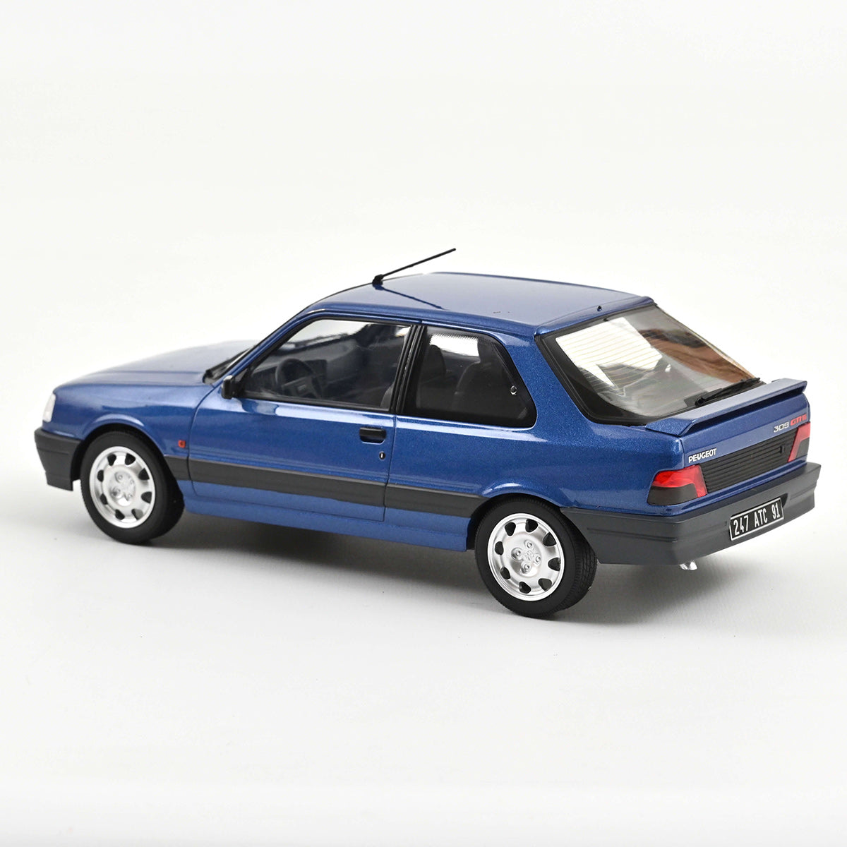 Peugeot 309 GTi16 1992 1:18