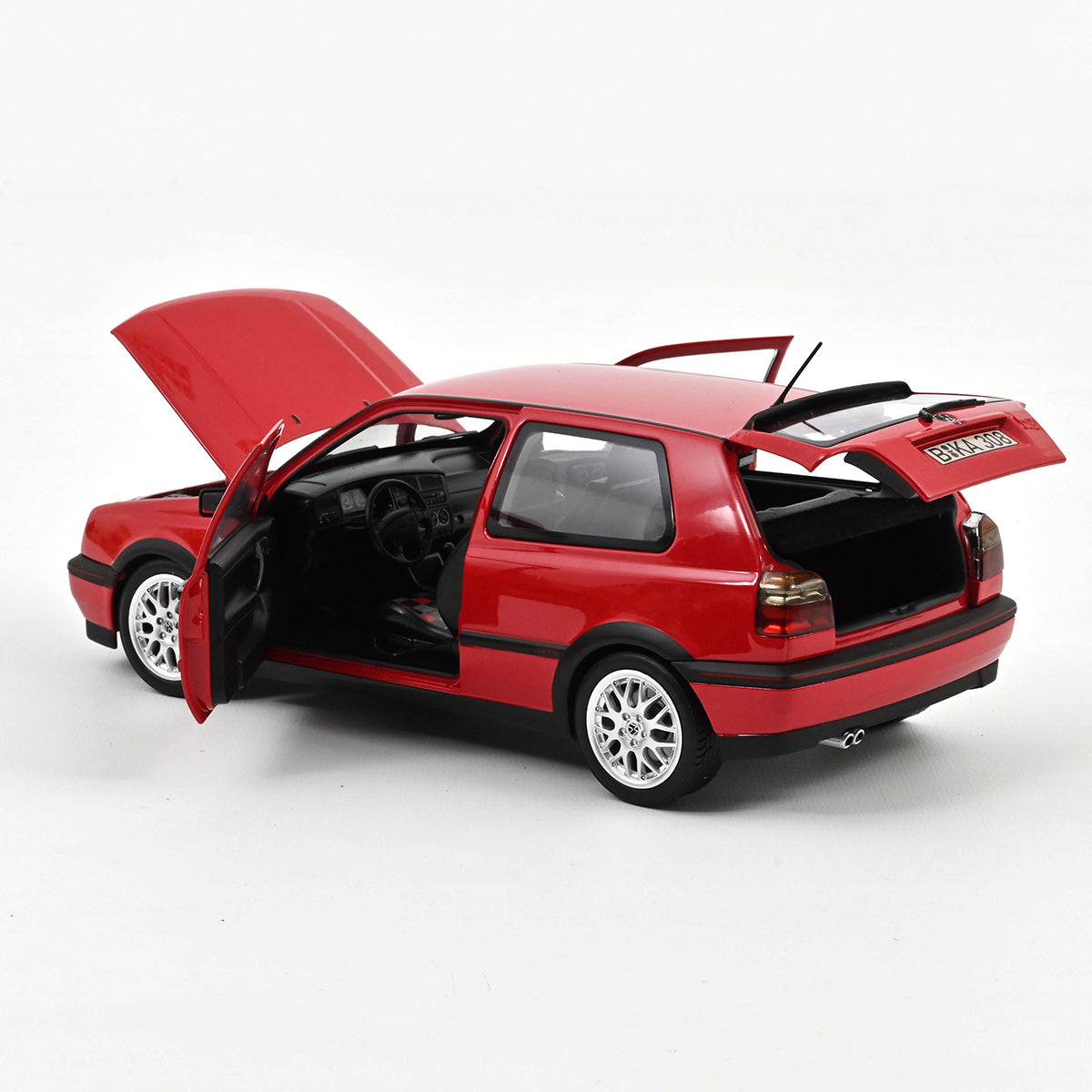 Volkswagen VW Golf GTI 1996 1:18