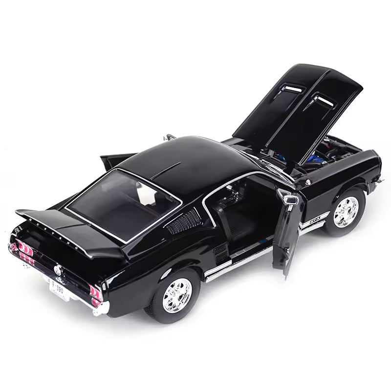 Ford Ford Mustang 1967 1:18
