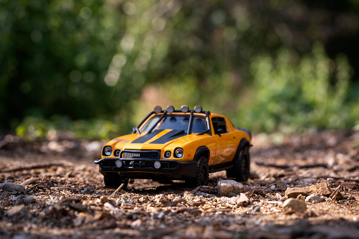 Chevrolet Camaro 1977 Transformers Bumblebee T7 1:24