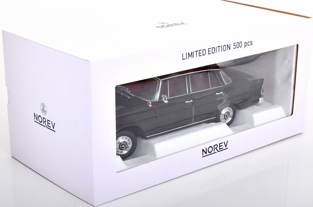 Mercedes 190D W110 1964 1:18