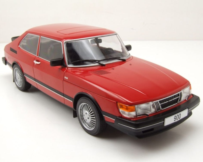 Saab 900 Turbo year 1981 1:18