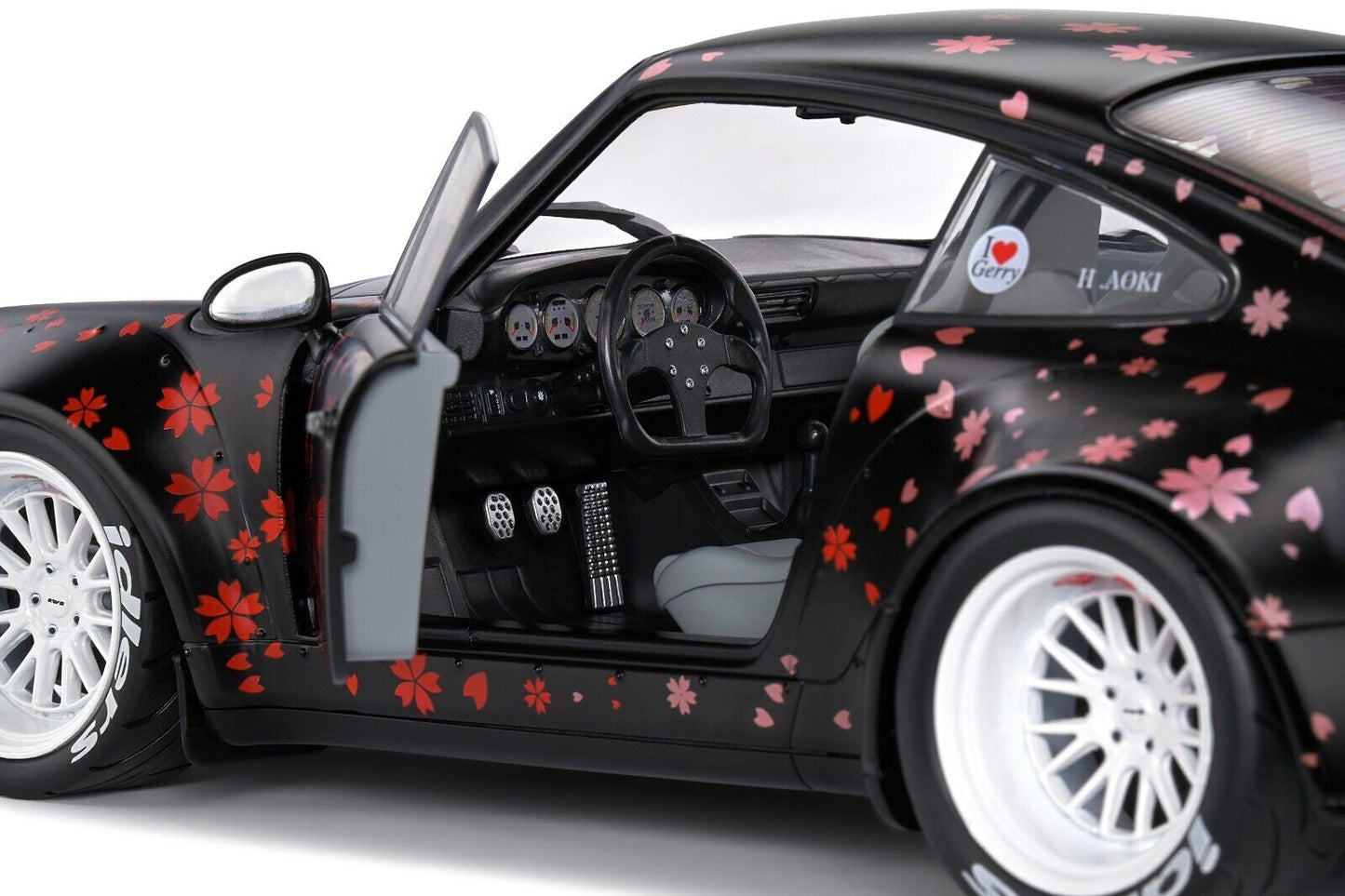 Porsche RWB AOKI 2021 1:18