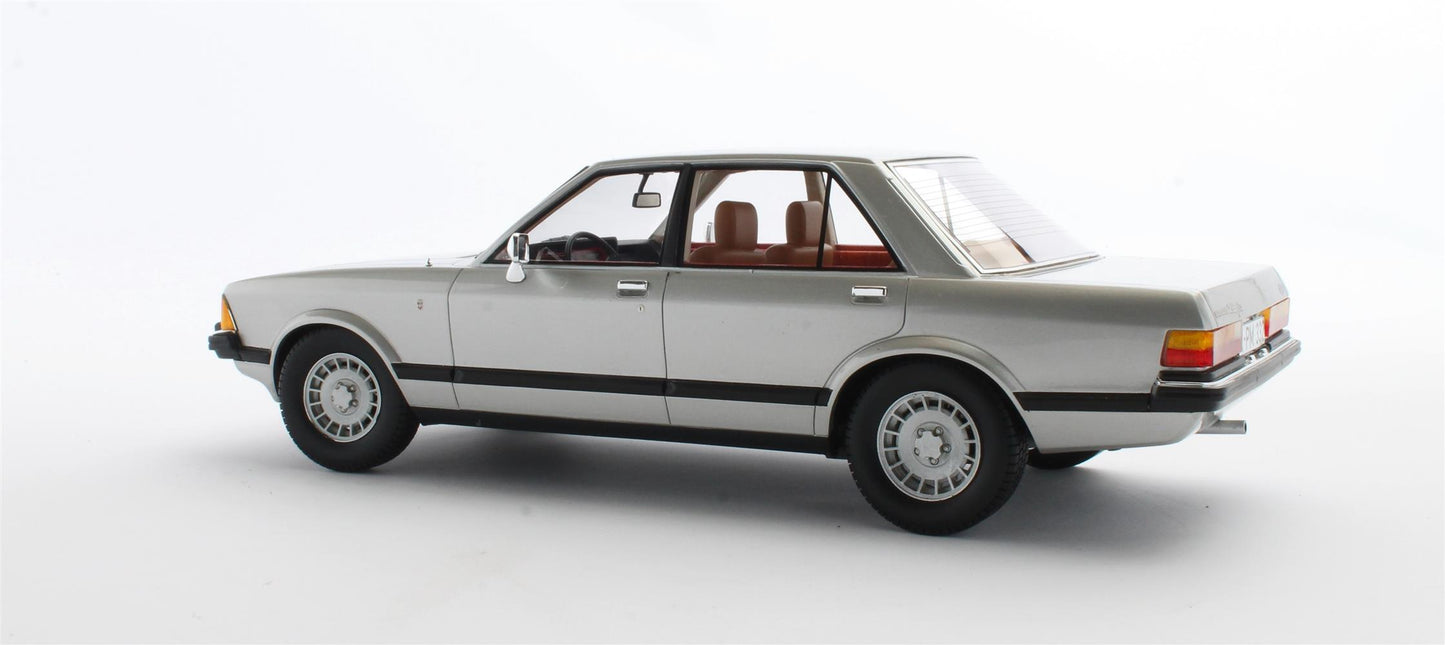 Ford Granada 2.8 Ghia Saloon 1978 1:18