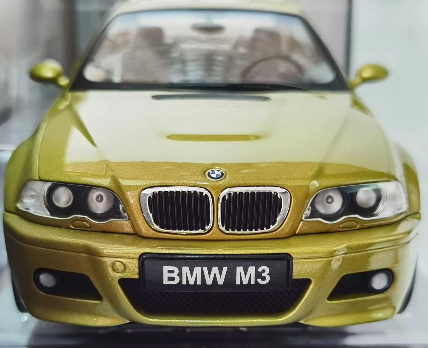 BMW E46 M3 2000 1:18