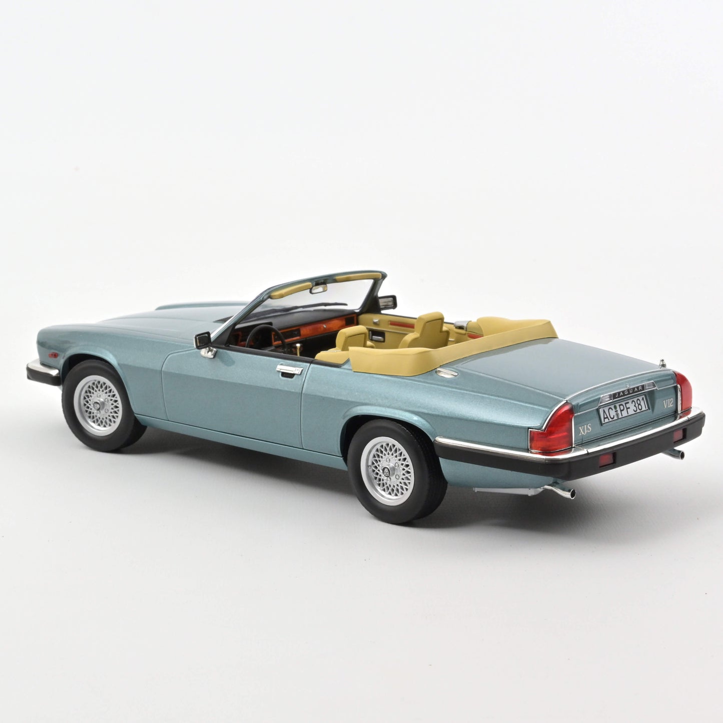 Jaguar XJ-S 5.3 H.E. Convertible 1988 1:18