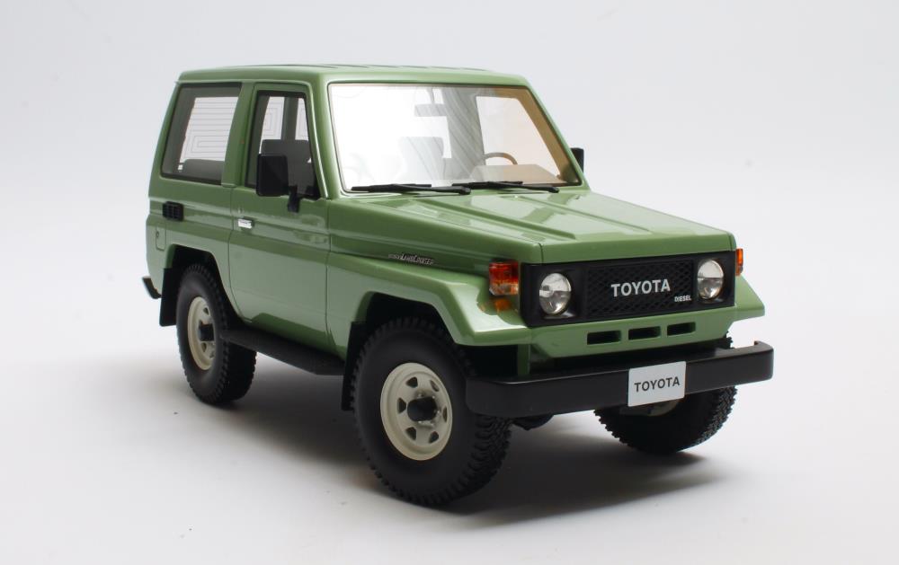 Toyota Landcruiser BJ70 1:18