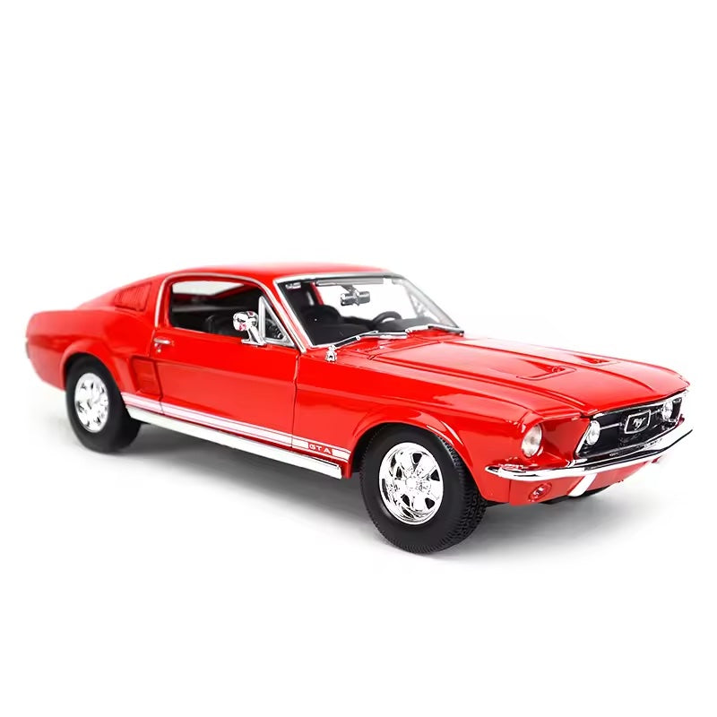 Ford Ford Mustang 1967 1:18