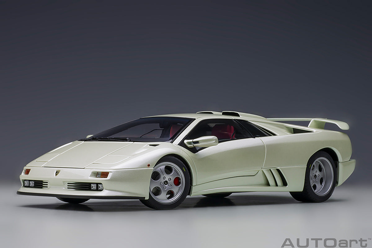 Lamborghini Diablo SE30 JOTA 1:18