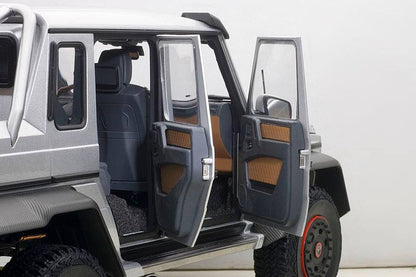 Mercedes G63 AMG 6x6 1:18