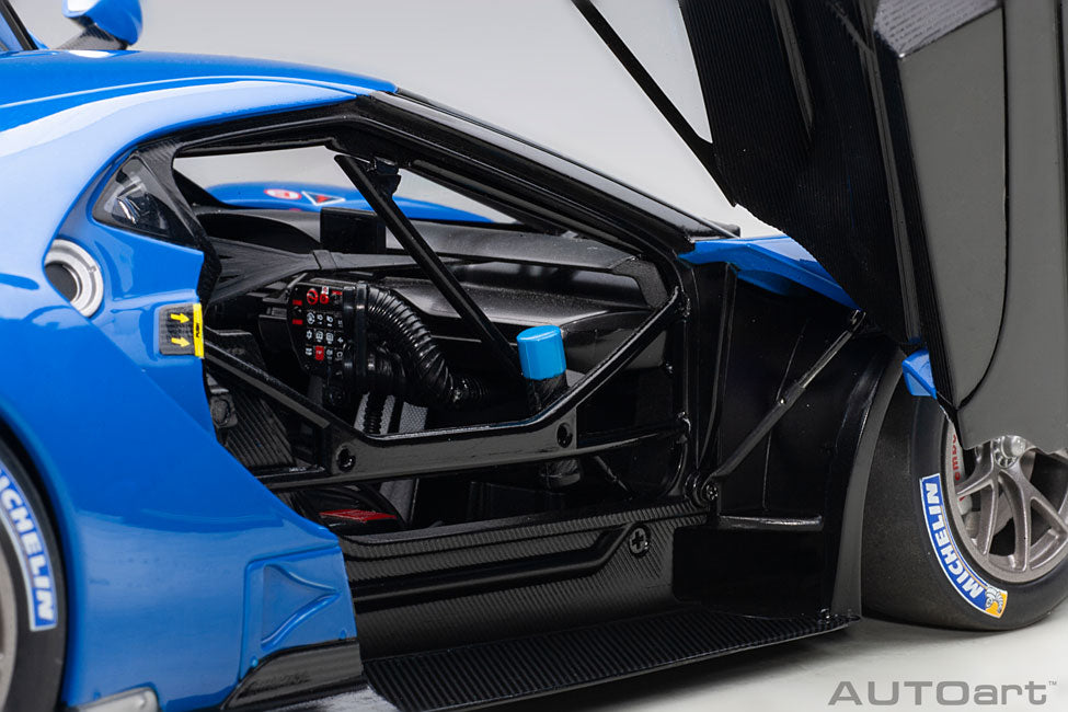 Ford GT LM Plain Body Version 2018 1:18