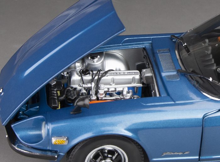 Nissan Datsun 240Z Fairlady Z (S30) 1:18
