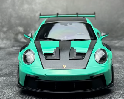Porsche 911 (992) GT3 RS 1:18