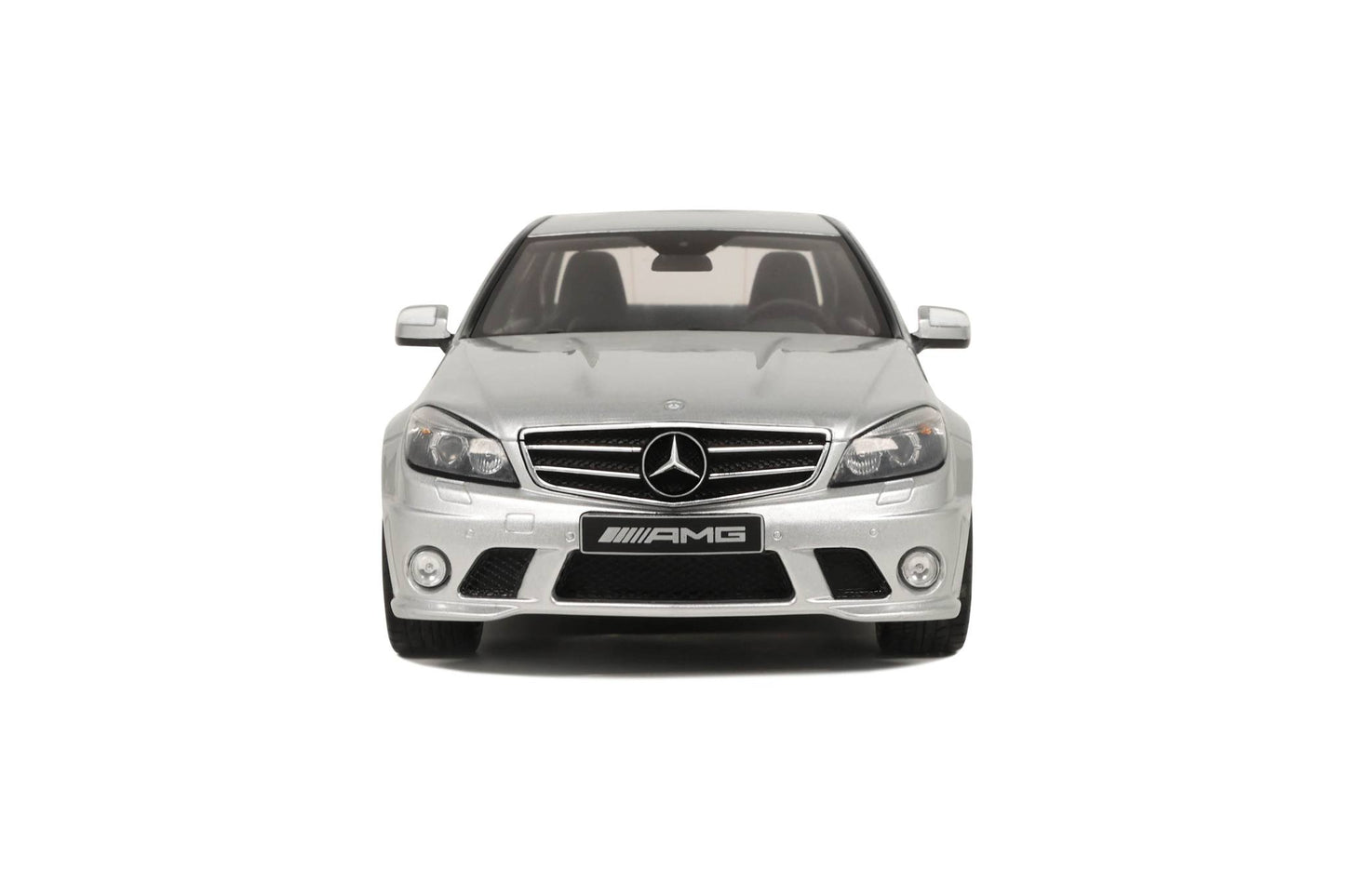 Mercedes C63 AMG 1:18