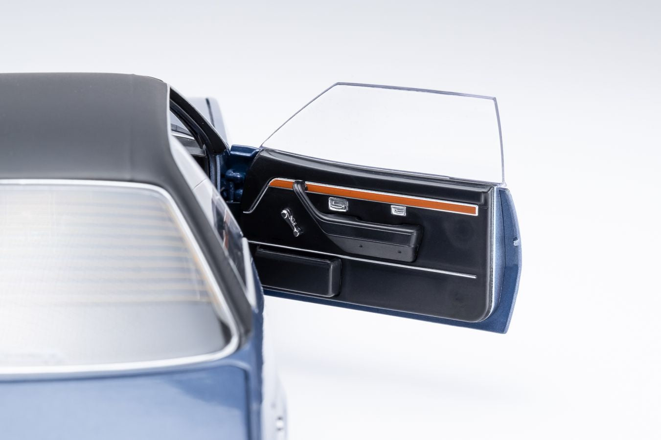 Opel Commodore B GS/E Coupé 1975 1:18