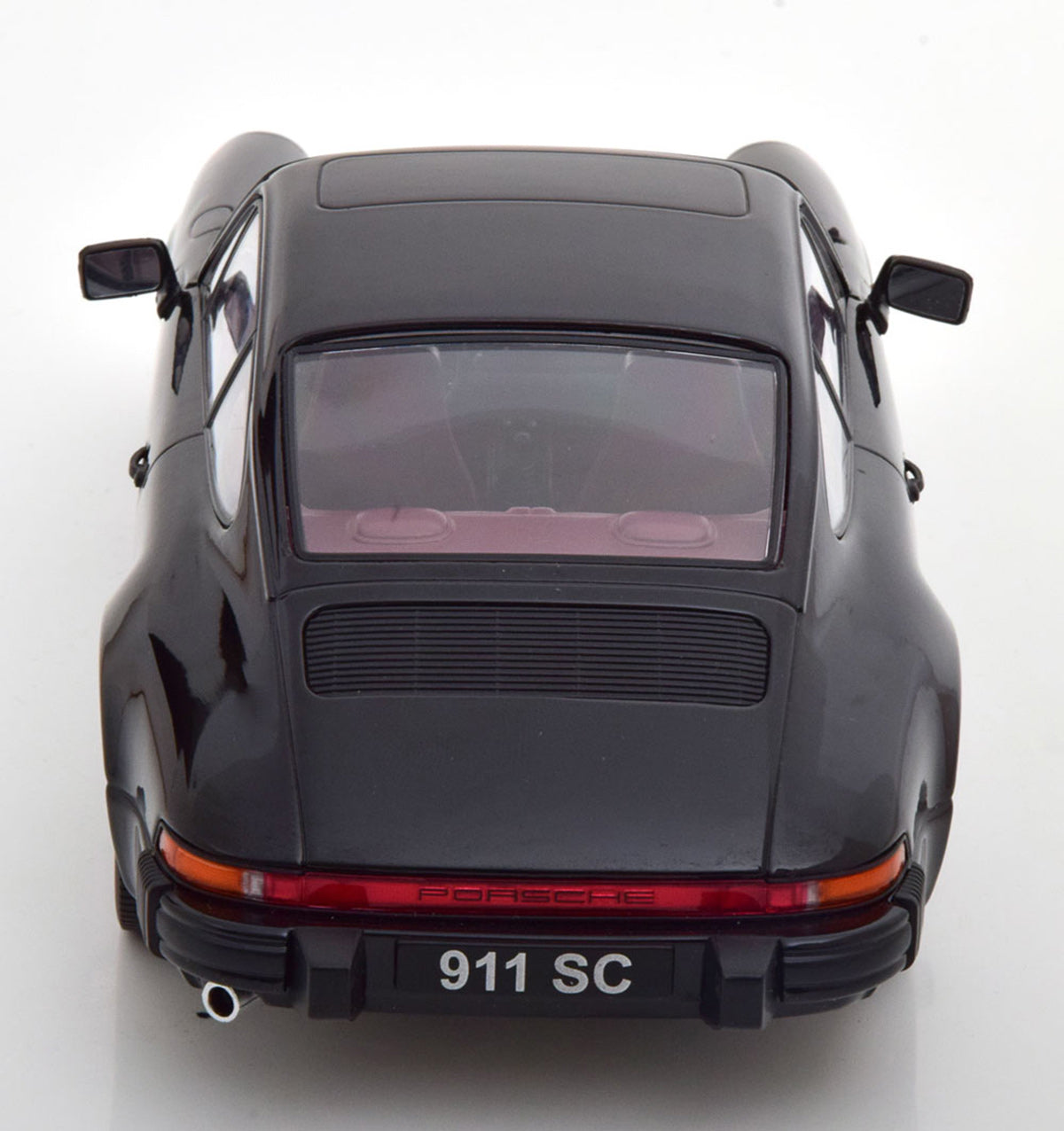 Porsche 911 SC Coupe 1983 1:18