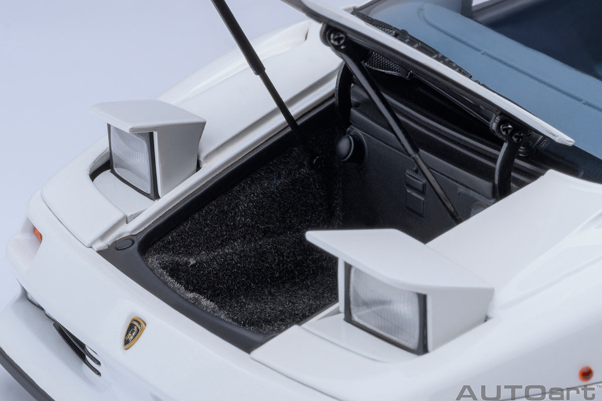 Lamborghini Diablo SE30 JOTA 1:18