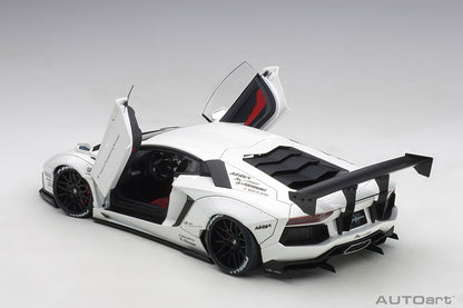 Lamborghini Aventador Liberty Walk LB-WORKS 2015 1:18