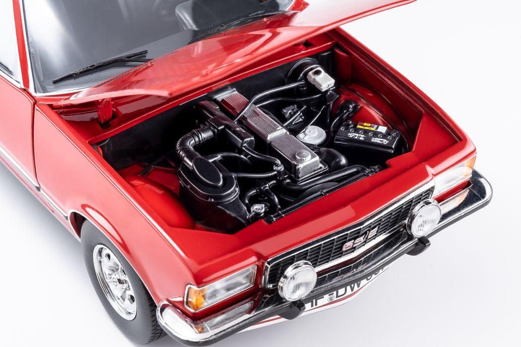 Opel Commodore B Coupé 1:18