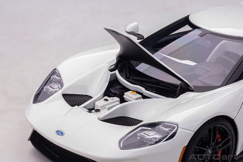 Ford GT 2017 1:18