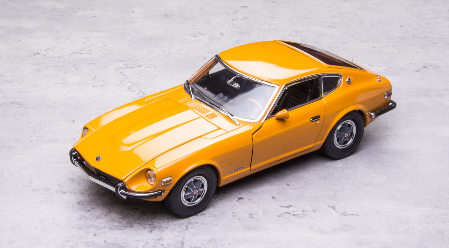 Nissan Datsun 240Z 1972 1:18