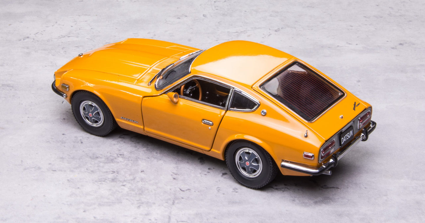 Nissan Datsun 240Z 1972 1:18