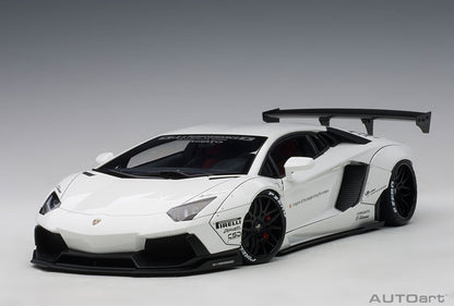 Lamborghini Aventador Liberty Walk LB-WORKS 2015 1:18