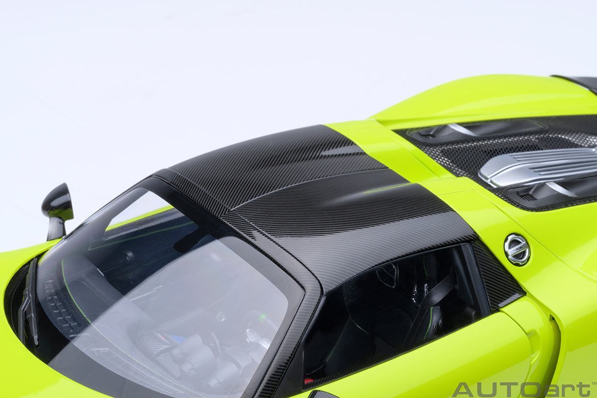 Porsche 918 Spyder Weissach Package 1:18